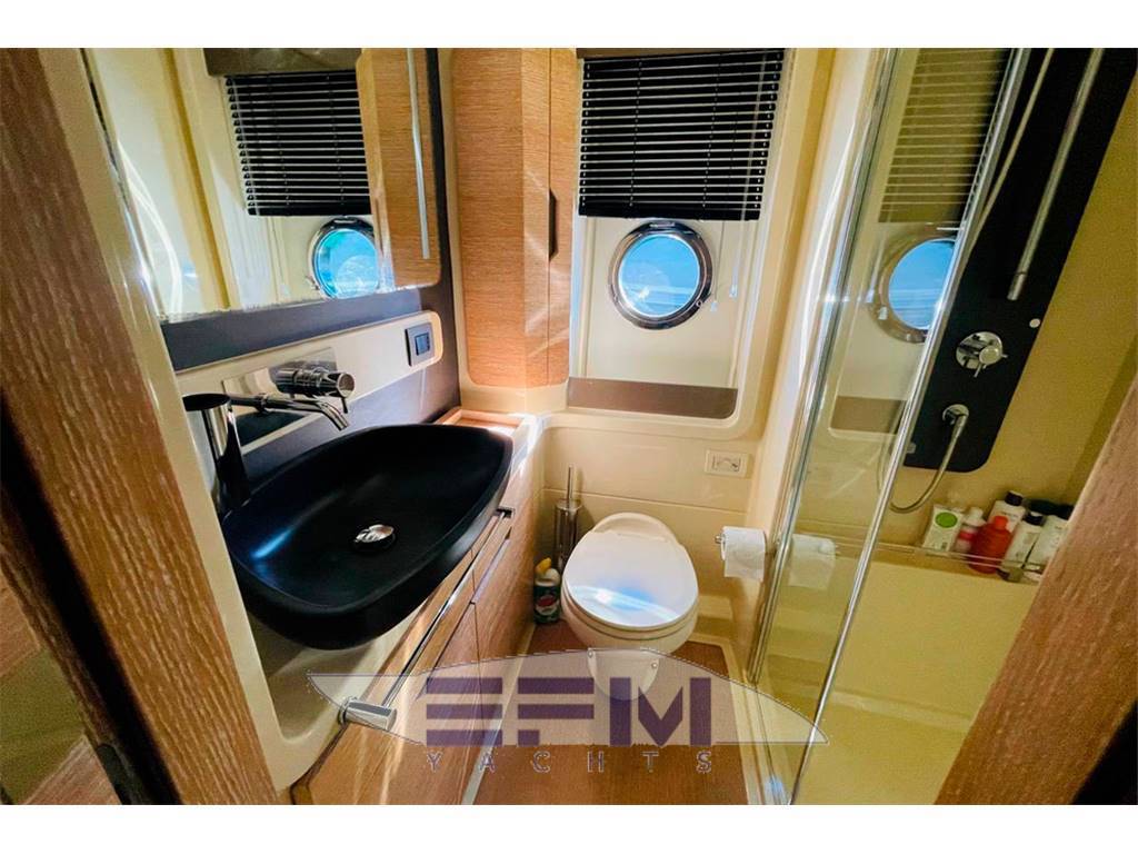Azimut benetti 50 fly