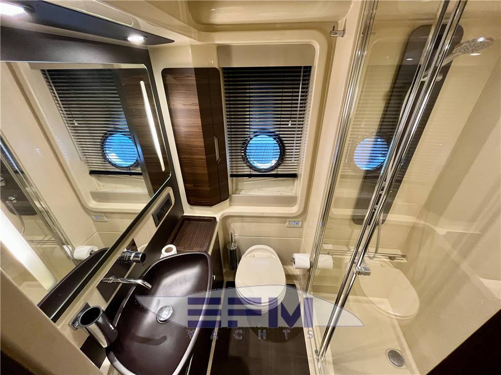 Azimut benetti 50 fly