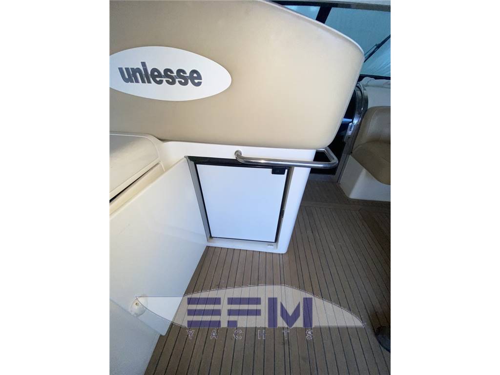 Uniesse 48