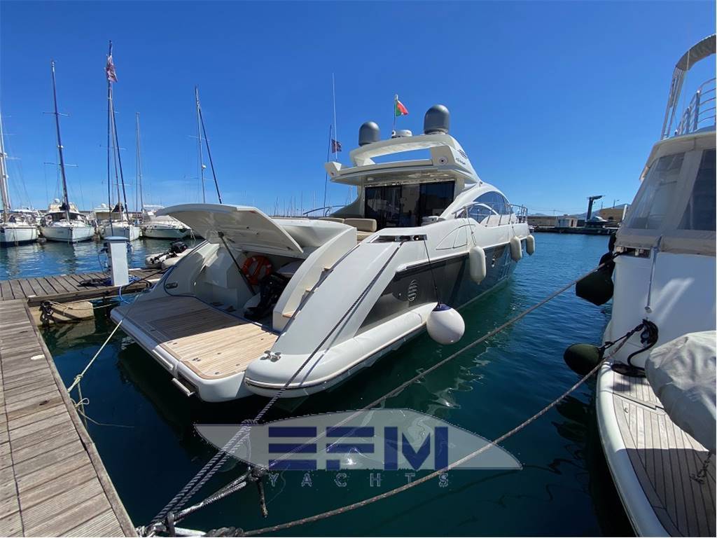 Azimut 68s