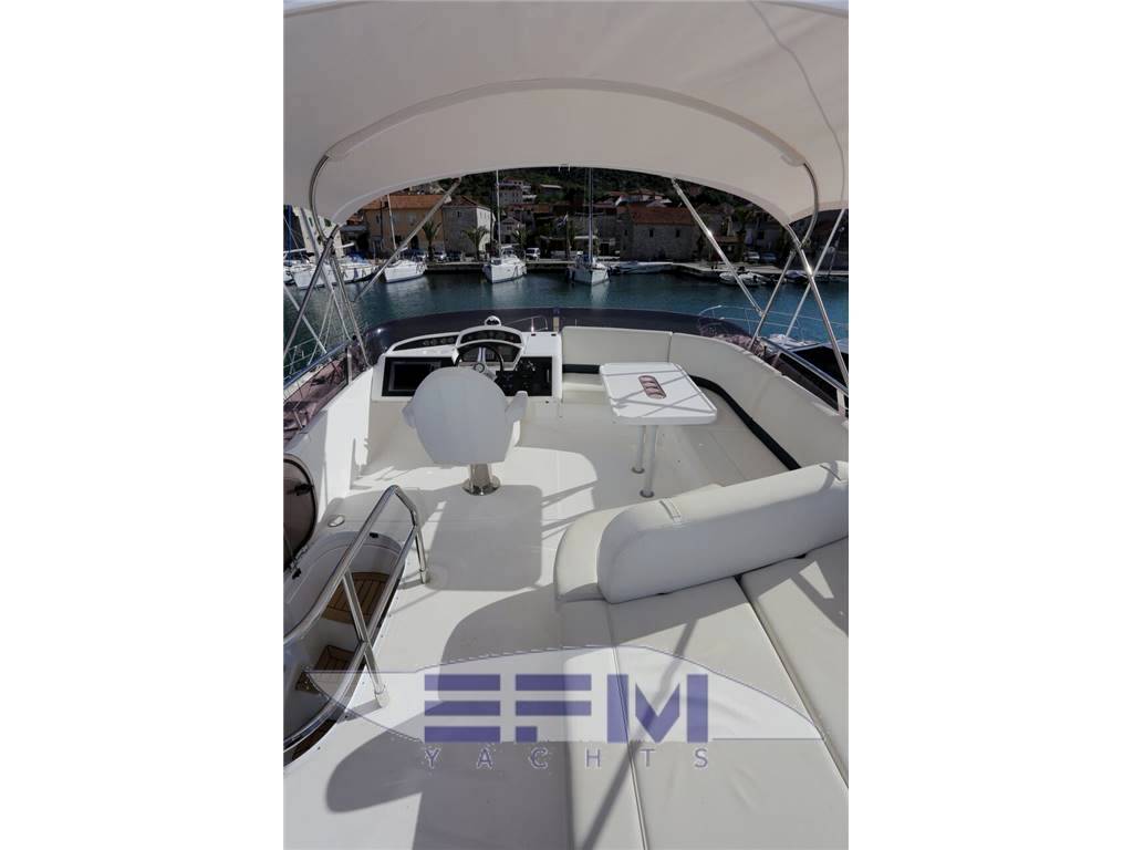 Princess yachts 42 fly