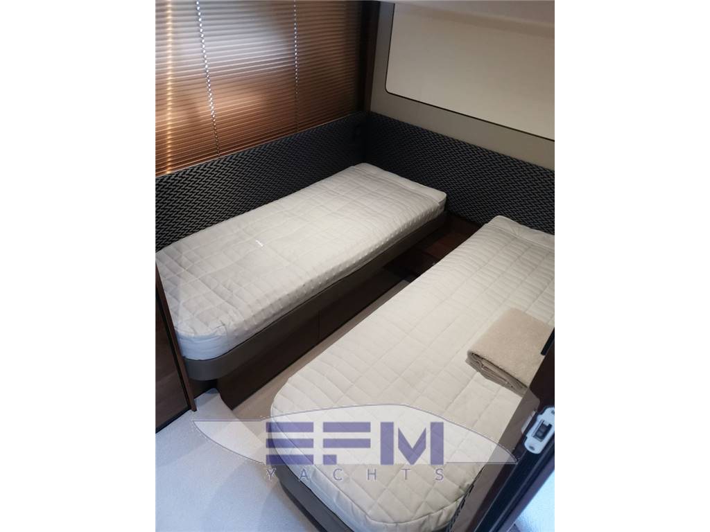 Princess yachts F62
