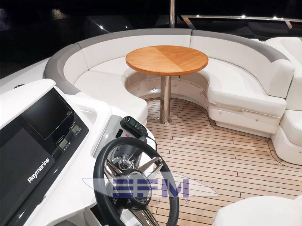 Princess yachts F62