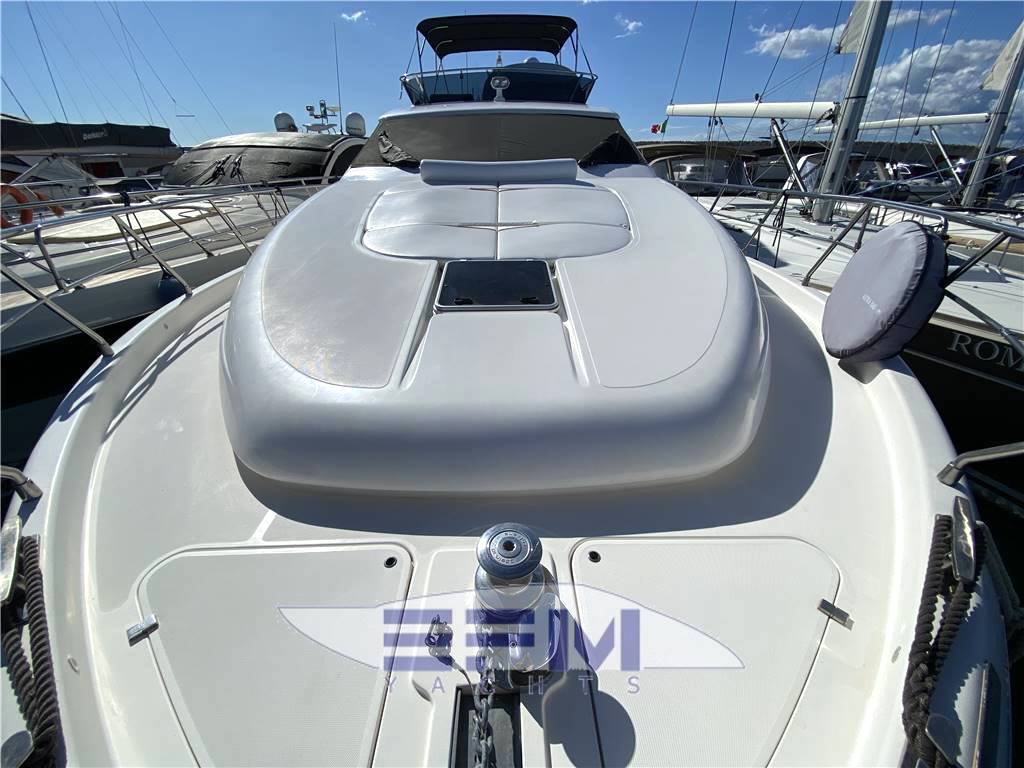 Uniesse 55 my
