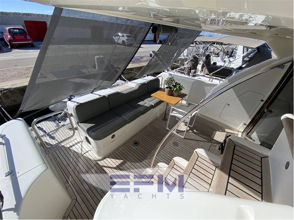 Uniesse 55 my