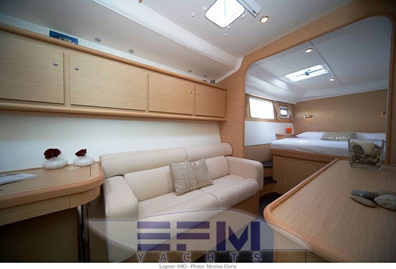 Lagoon 440 fly armatore