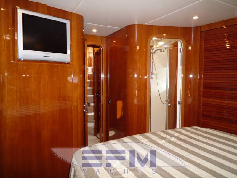 Uniesse marine 72 fly