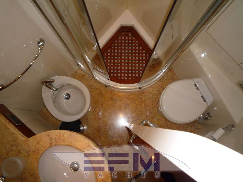 Uniesse marine 72 fly