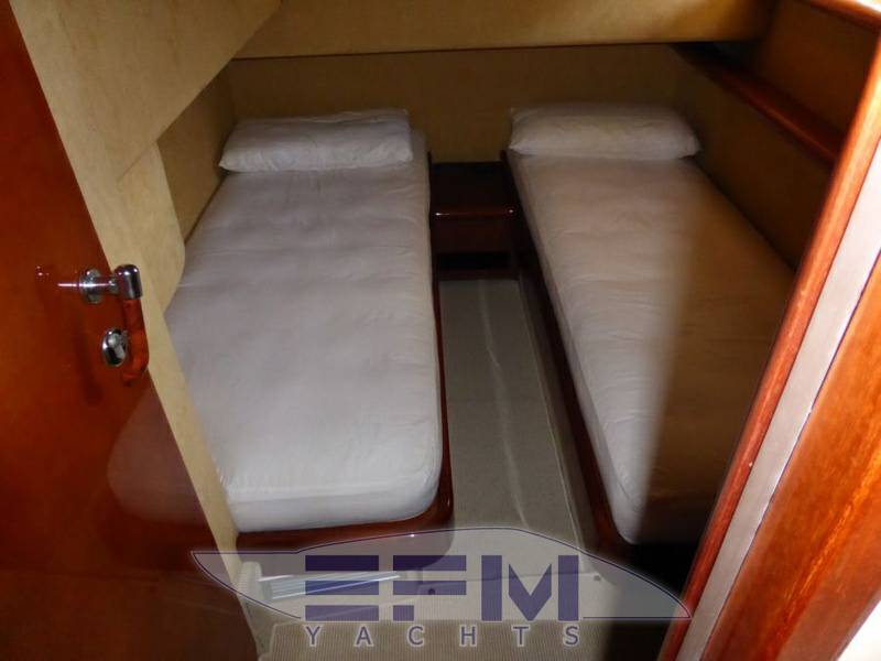 Ferretti 53