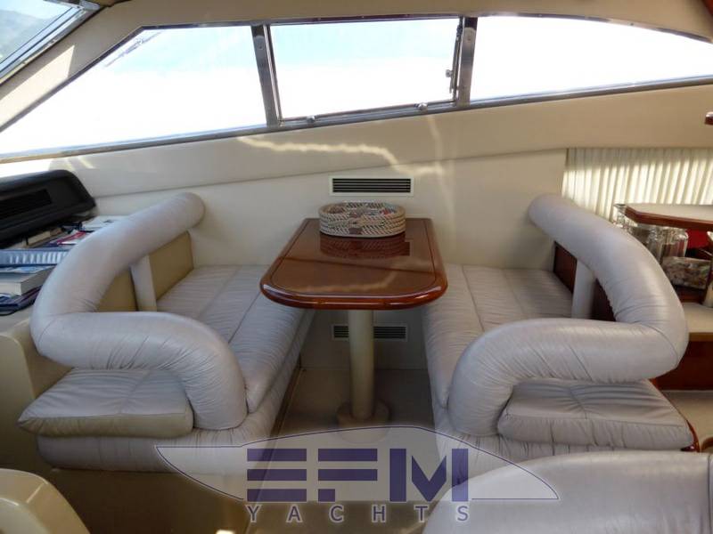 Ferretti 53