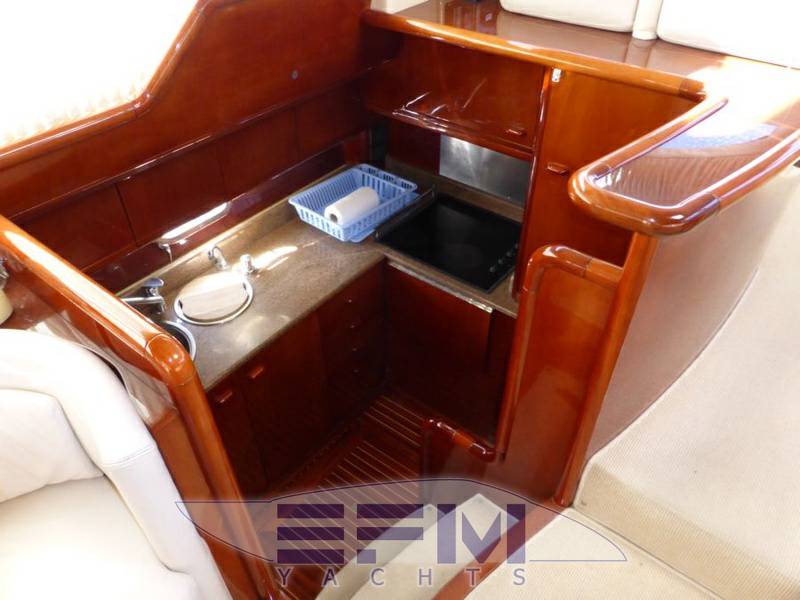 Ferretti 53