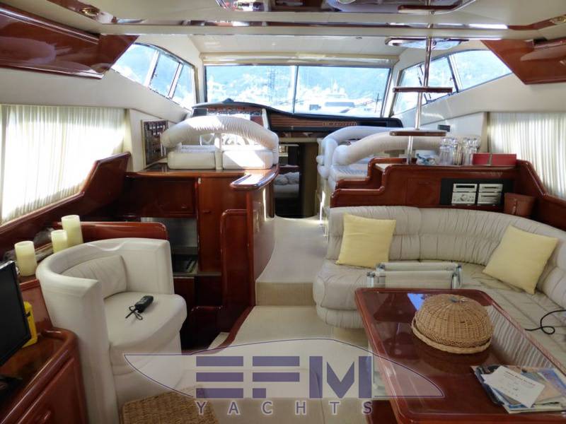 Ferretti 53