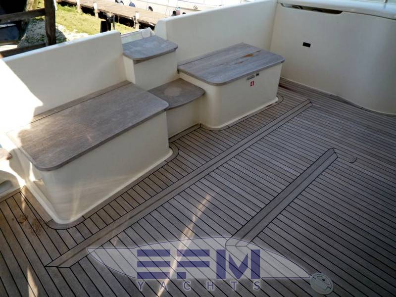 Ferretti 460 fly