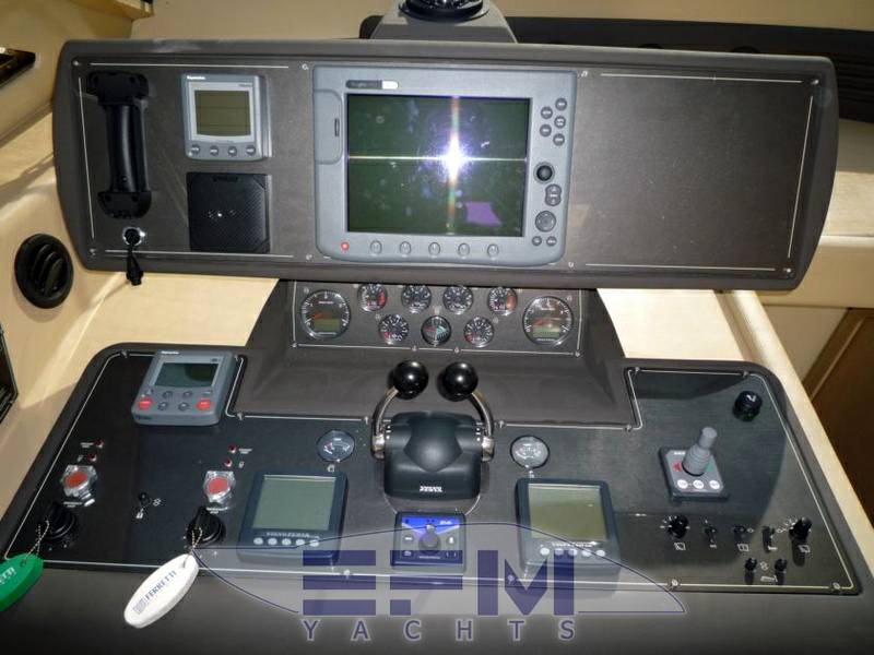 Ferretti 460 fly