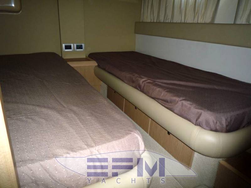 Ferretti 460 fly