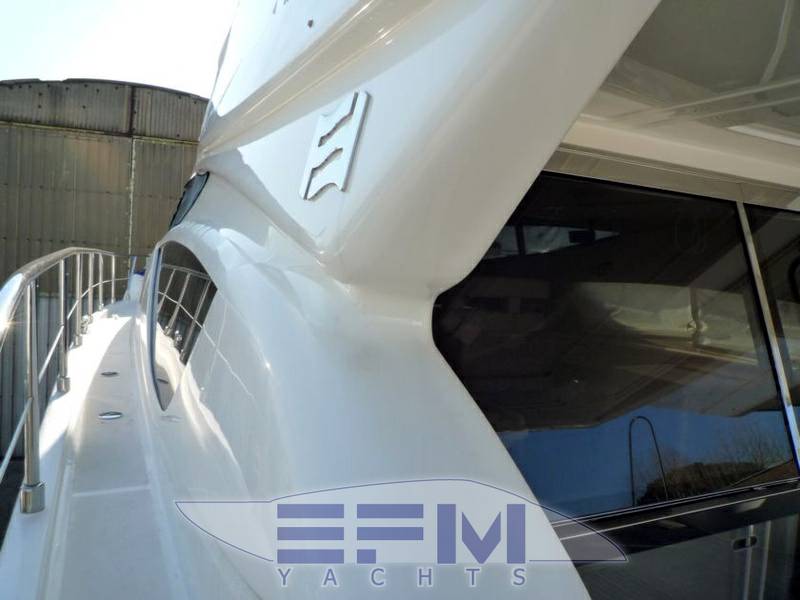 Ferretti 460 fly
