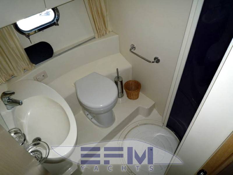 Ferretti 460 fly