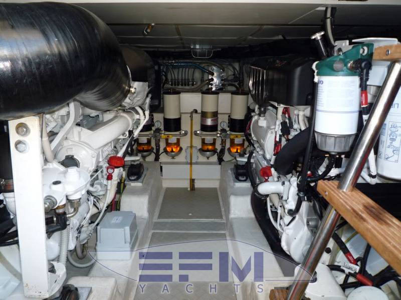 Ferretti 460 fly