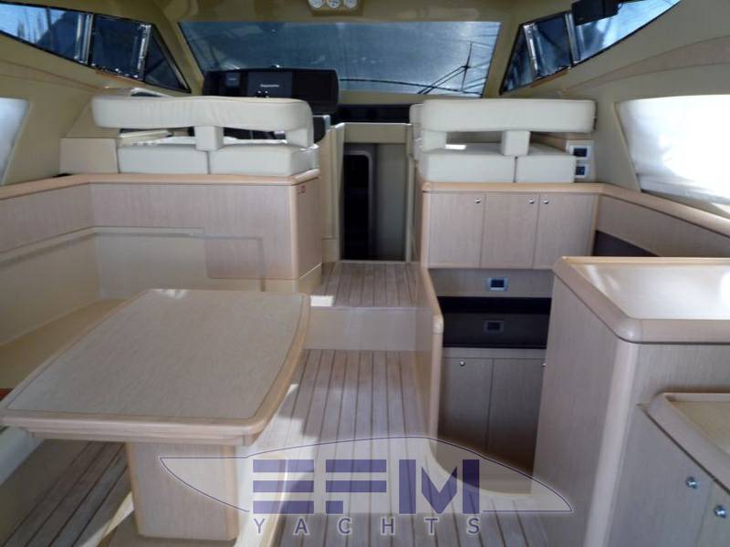 Ferretti 460 fly