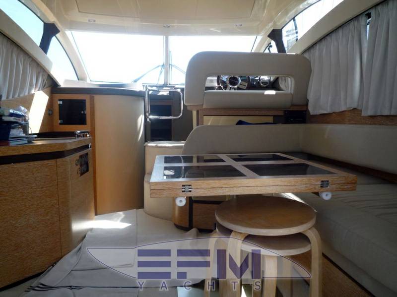 Azimut spa 38 fly