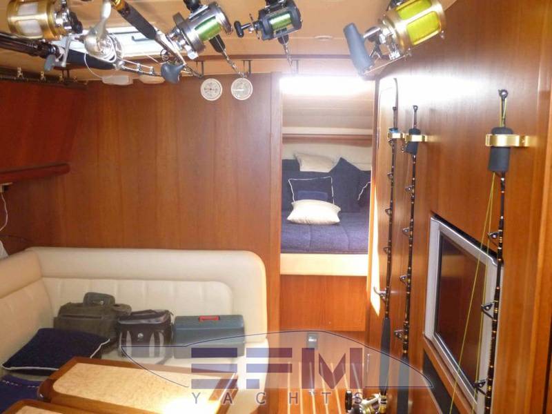 Tiara 42 open