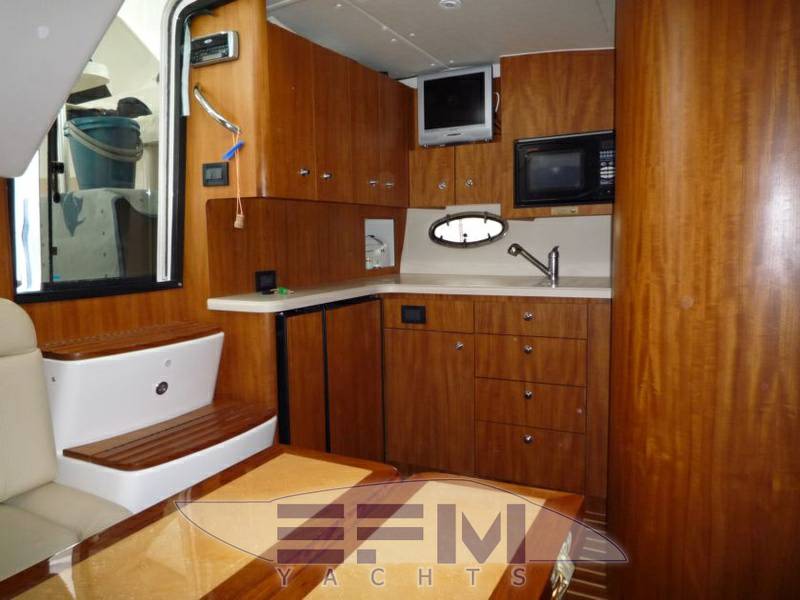 Tiara 3800 open