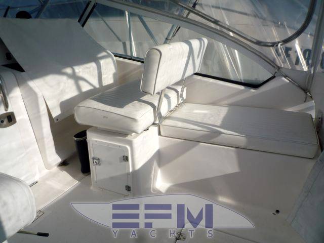 Luhrs 31 open