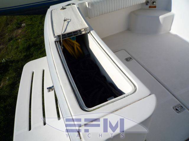 Luhrs 31 open