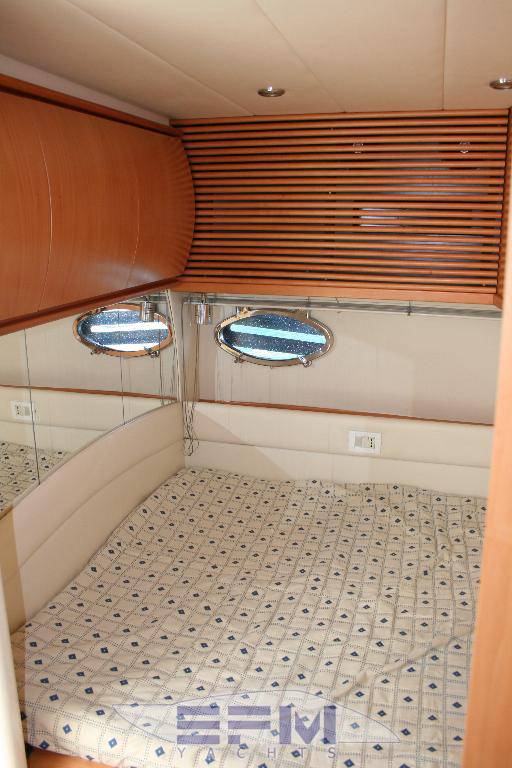 Pershing 54'