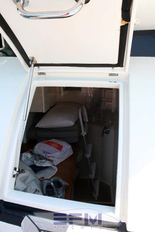 Pershing 54'