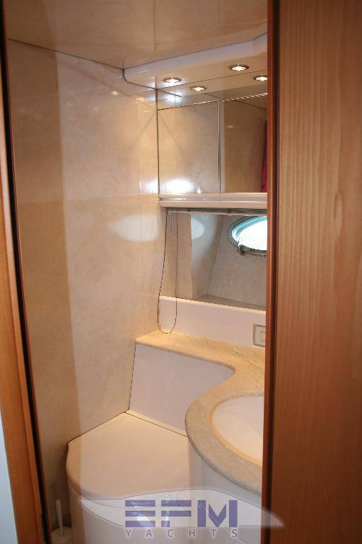 Pershing 54'