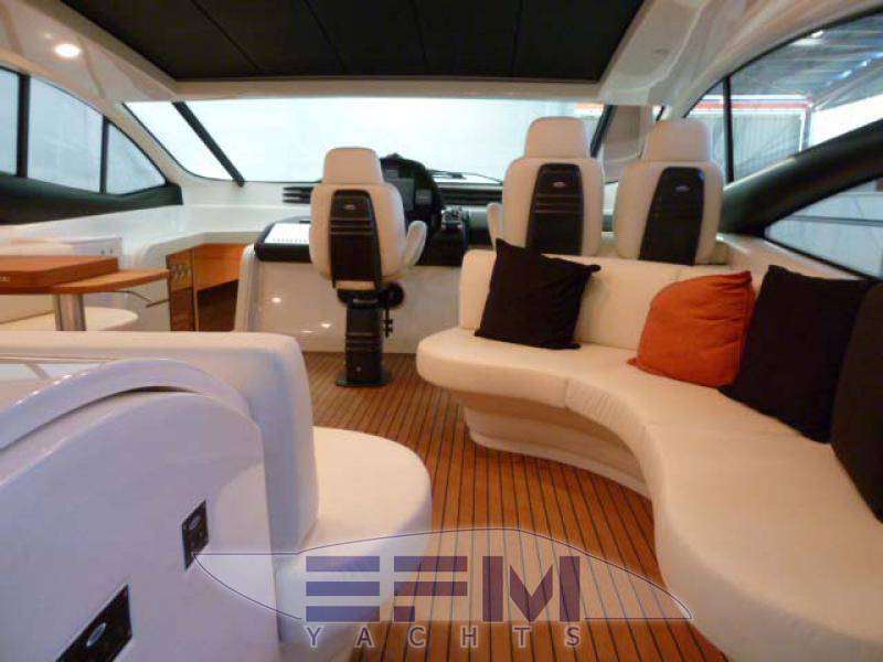 Pershing 62