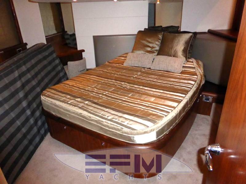 Sunseeker Predator 52