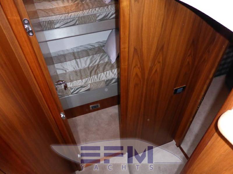 Sunseeker Predator 52