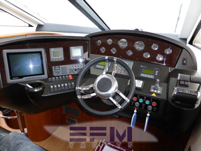 Sunseeker Predator 52