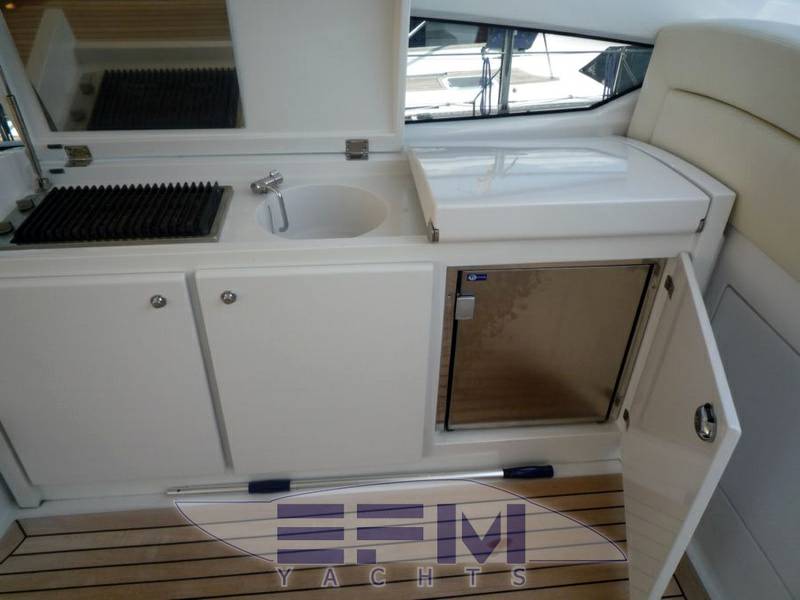 Pershing 56