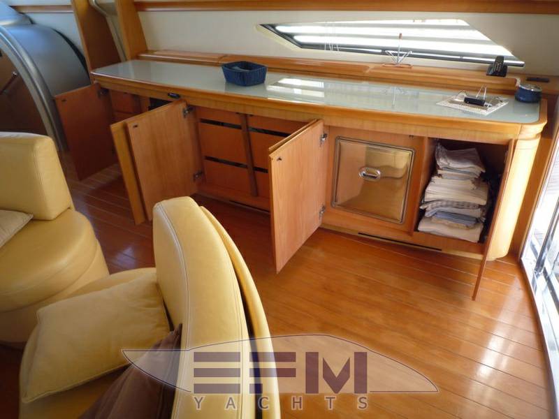 Pershing 88