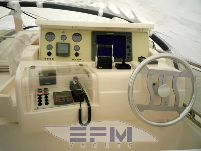 Ferretti 57