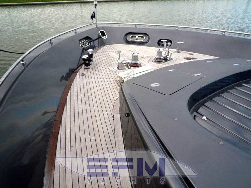 Cantiere navale arno Leopard 27