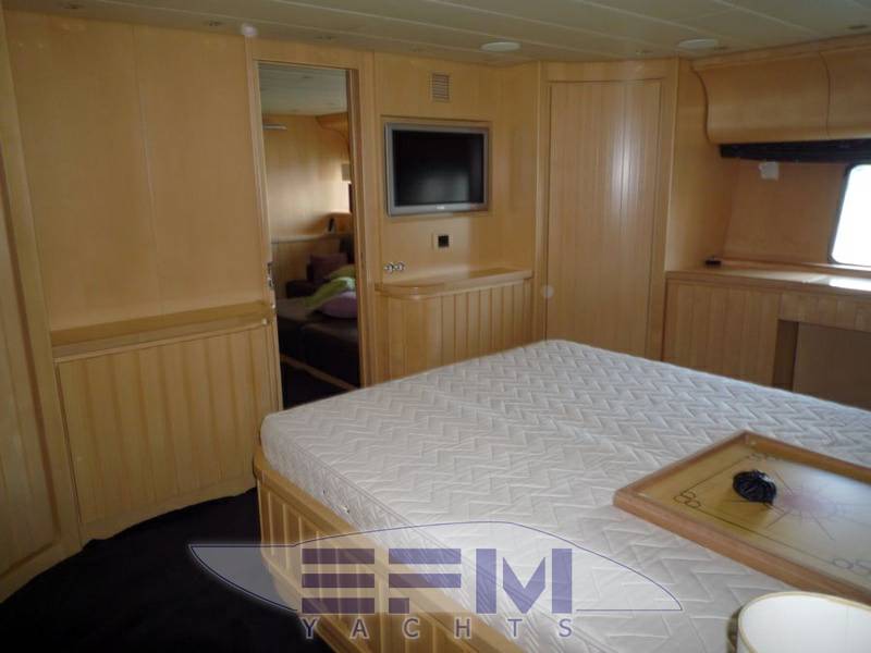 Cantiere navale arno Leopard 27