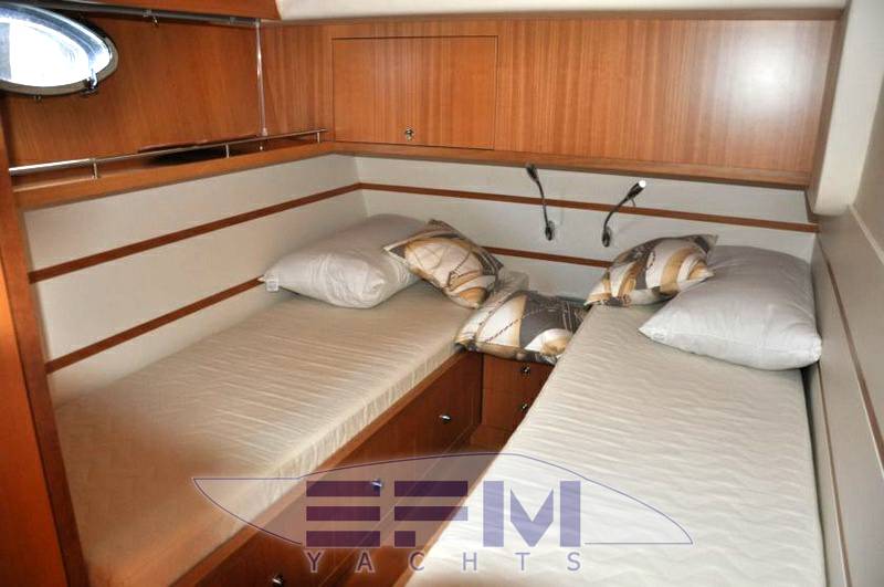 Uniesse marine 48 ht