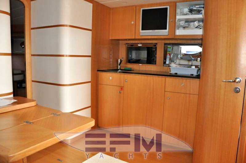 Uniesse marine 48 ht