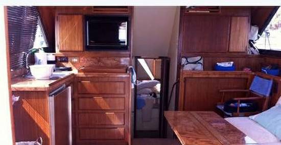 Hatteras 38
