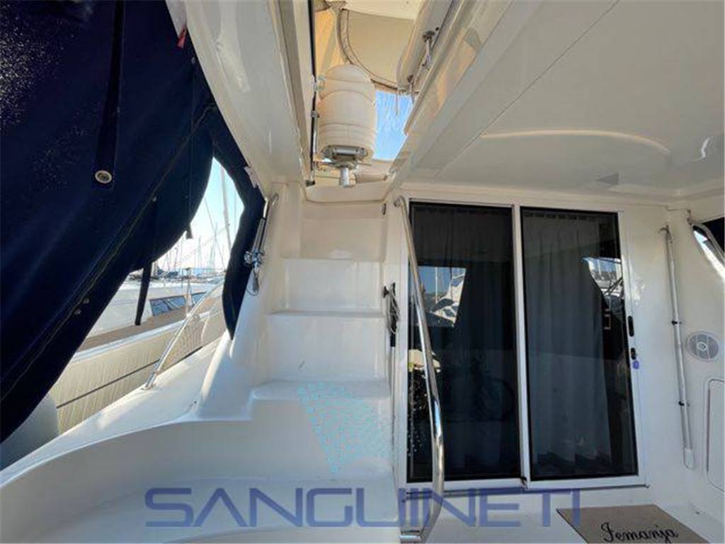 Sea ray 455 sedan bridge