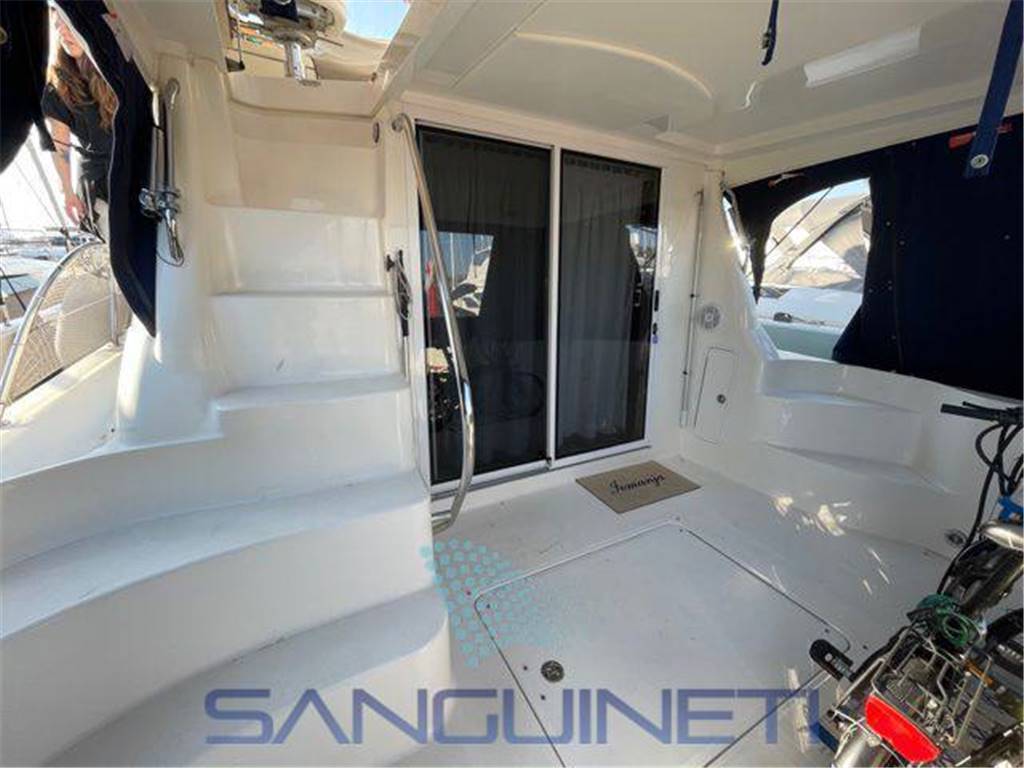 Sea ray 455 sedan bridge