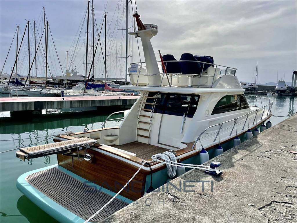 Capri 50
