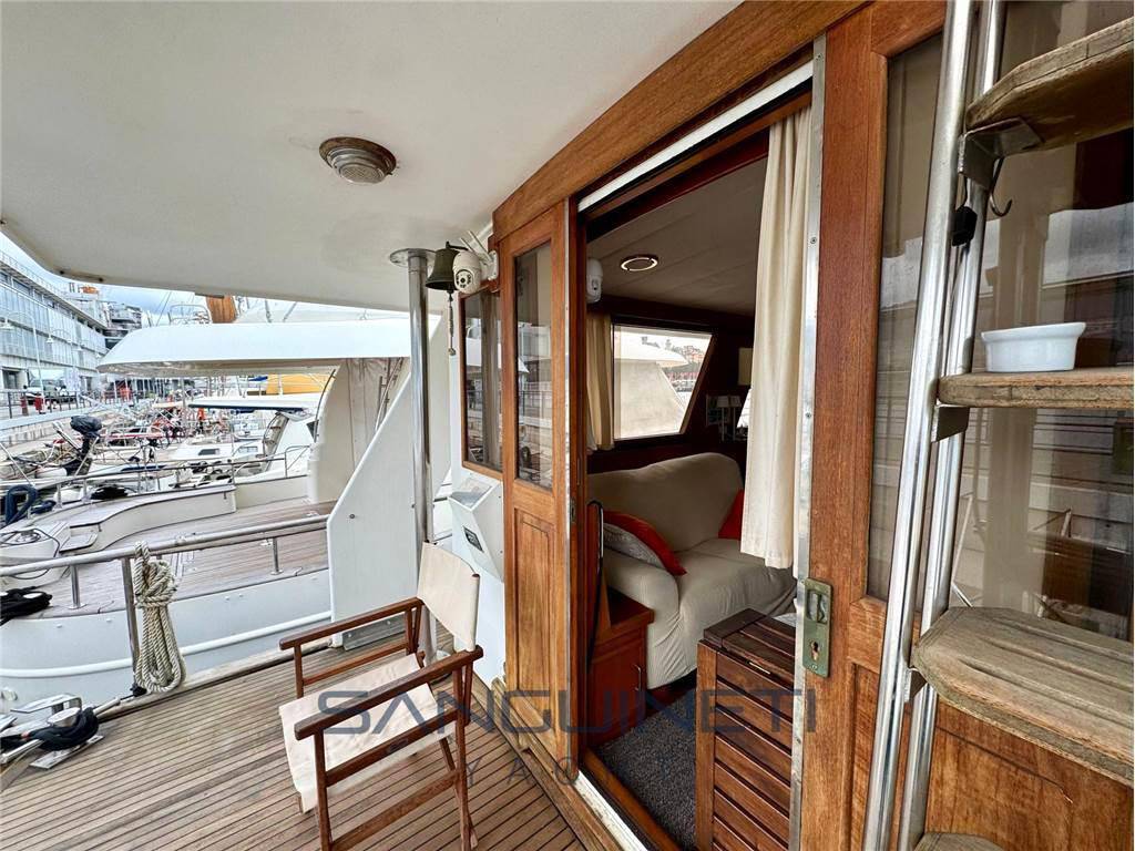 King yacht Sea ranger 61