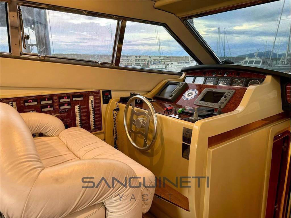 Ferretti 53
