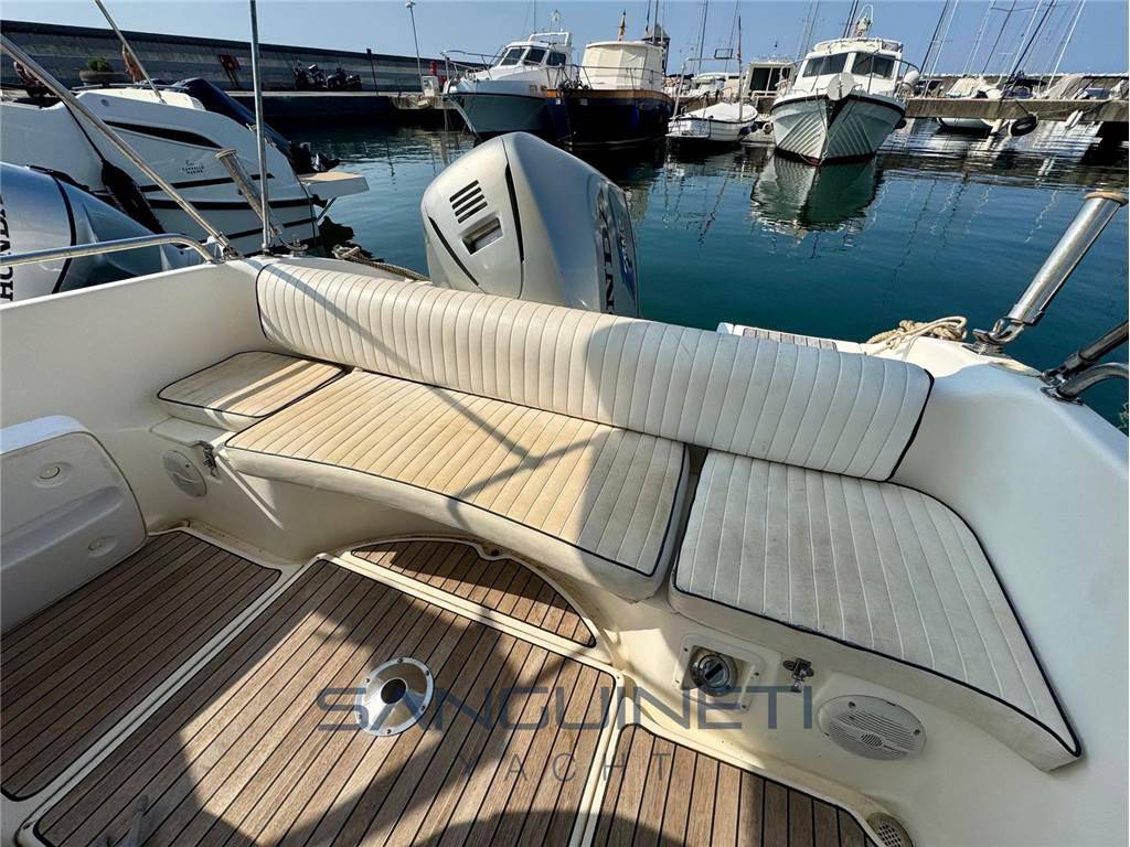 Compositi costruzioni navali Seabird 655