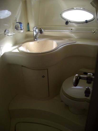 Azimut Az 39